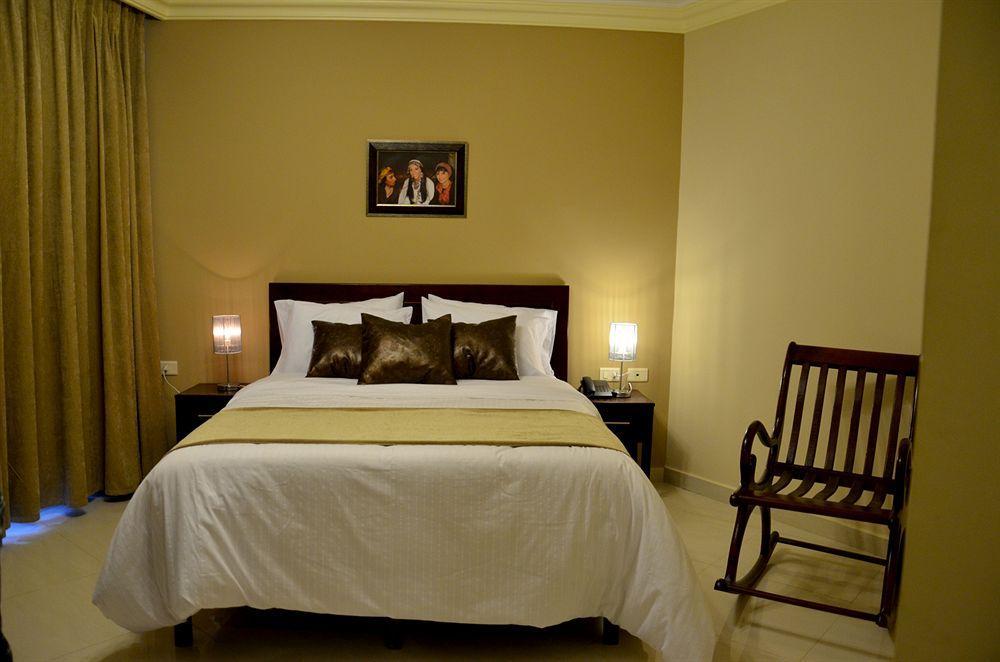 Saint John Hotel Madaba Exteriör bild