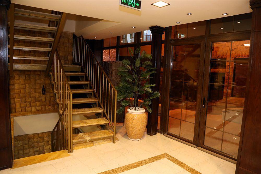 Saint John Hotel Madaba Exteriör bild