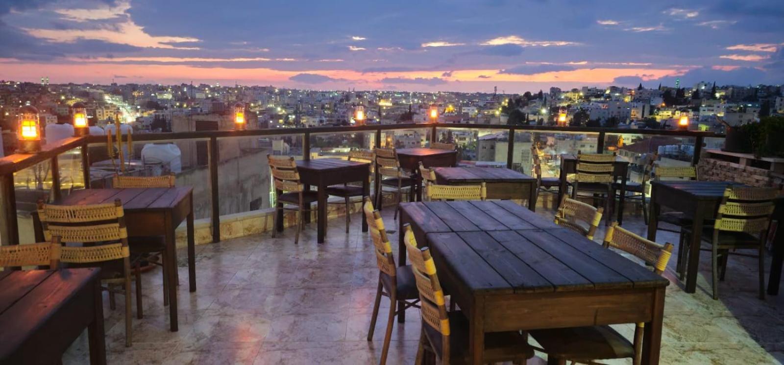 Saint John Hotel Madaba Exteriör bild