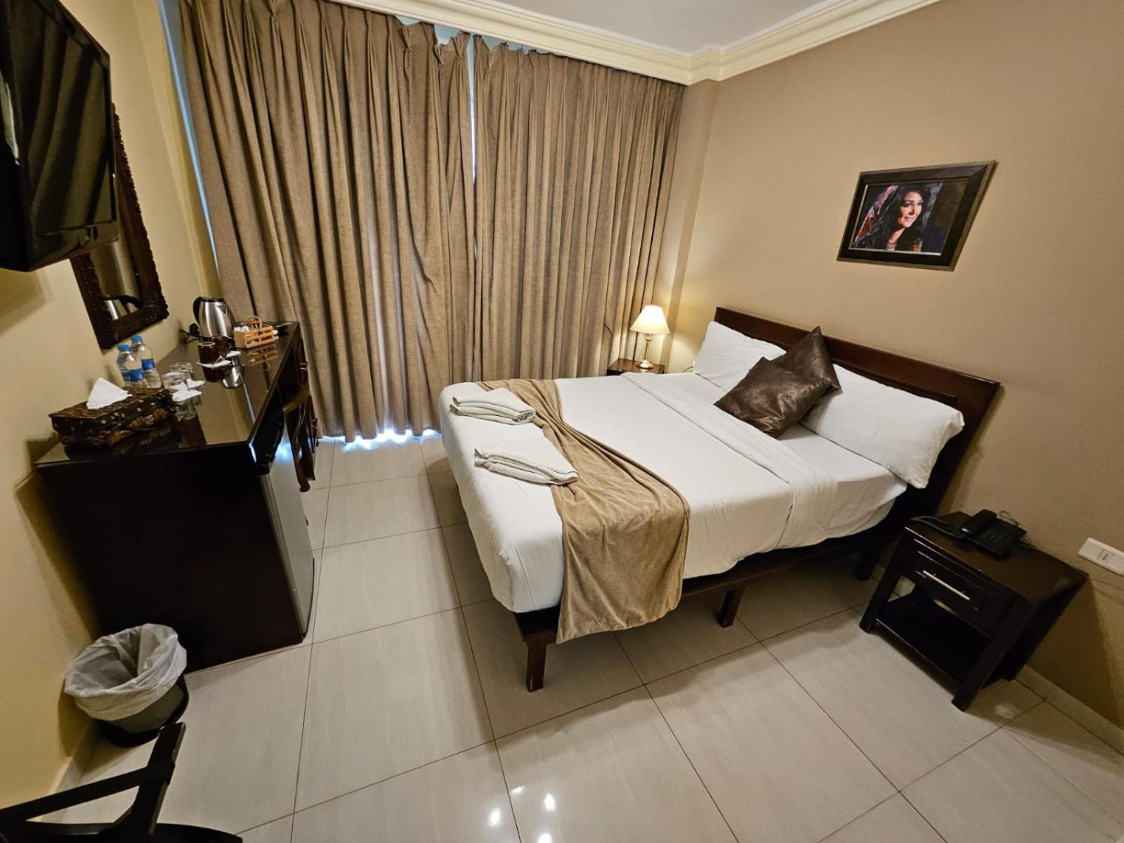 Saint John Hotel Madaba Exteriör bild