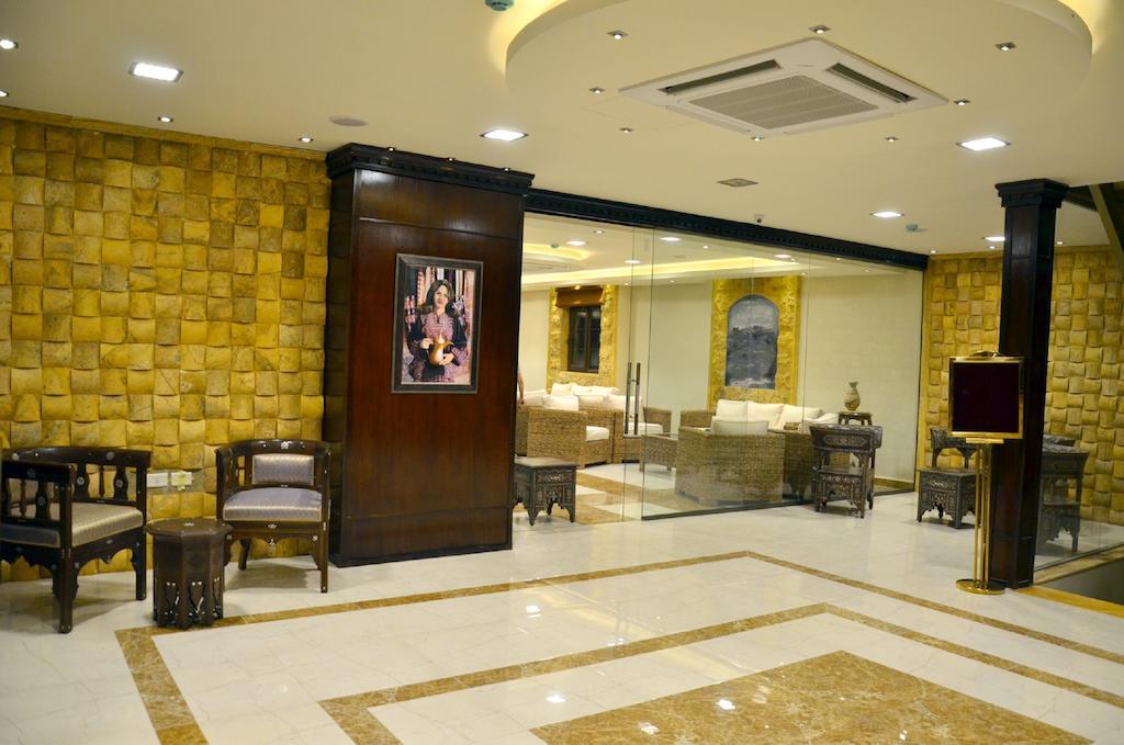Saint John Hotel Madaba Exteriör bild