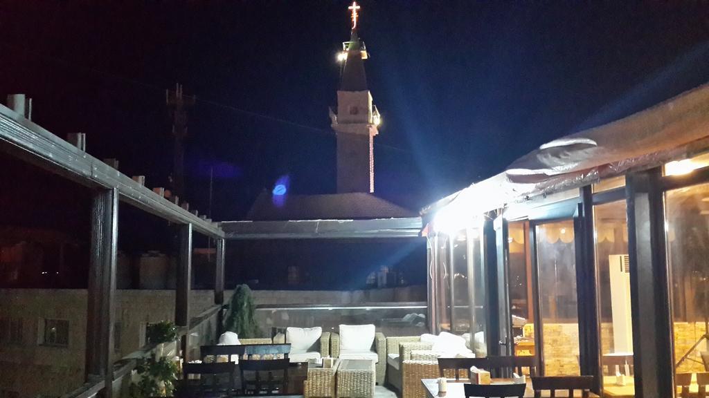 Saint John Hotel Madaba Exteriör bild